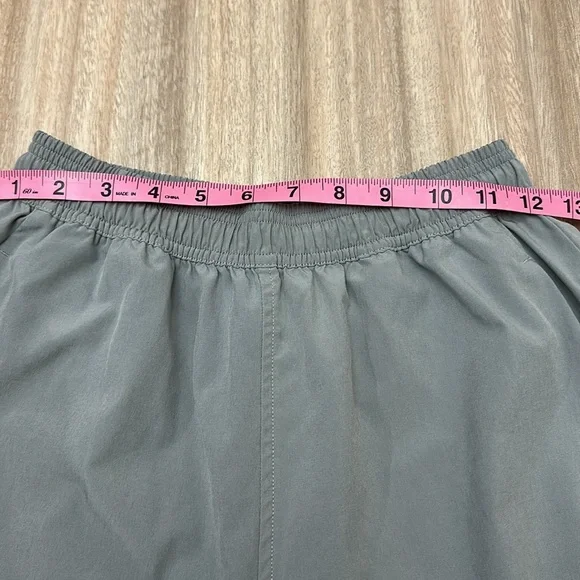 Gymshark training woven joggers women’s size extra small light gray color - Picture 13 of 15